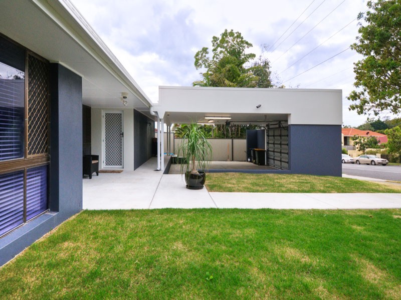 97 Scrub Road, Carindale QLD 4152