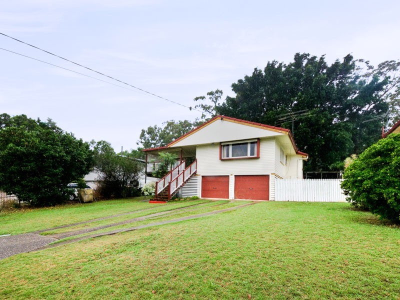 34 Milanion Crescent, Carindale QLD 4152