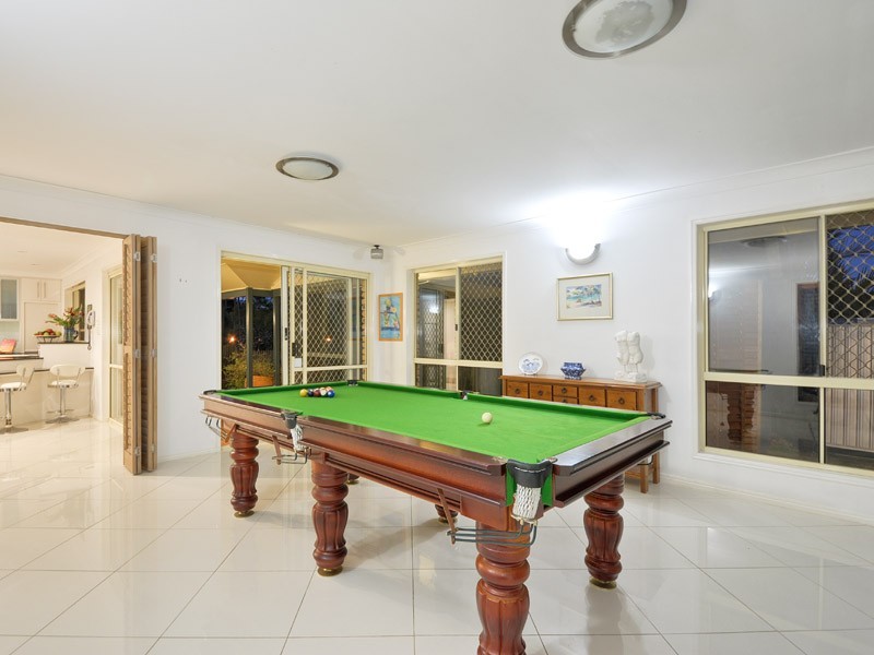 6 Myola Court, Carindale QLD 4152