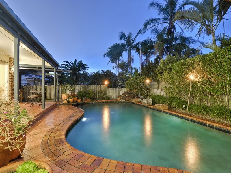 6 Myola Court, Carindale QLD 4152