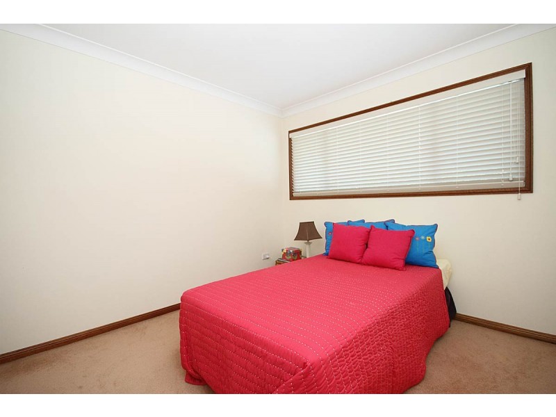8 Drysdale Close, Mackenzie QLD 4156