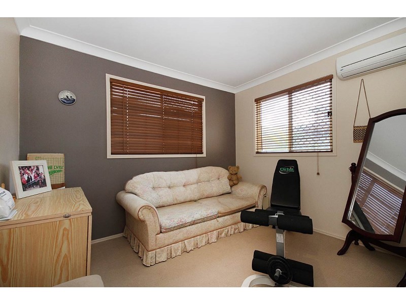 20 Hart Close, Mackenzie QLD 4156
