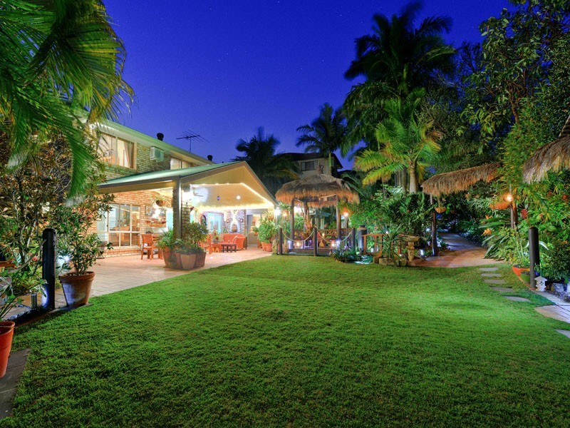 17 Merion Place, Carindale QLD 4152