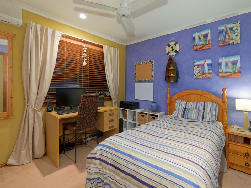 17 Merion Place, Carindale QLD 4152