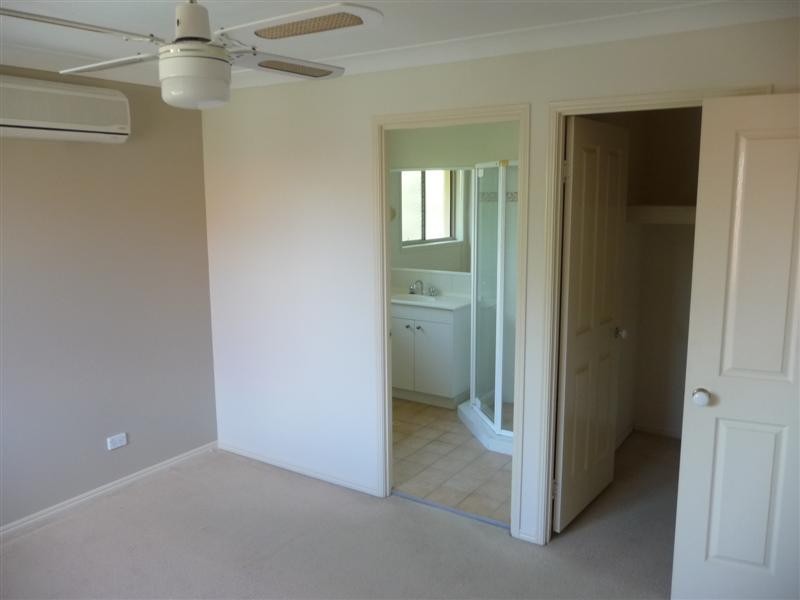 9 / 150 Meadowlands Road, Carina QLD 4152