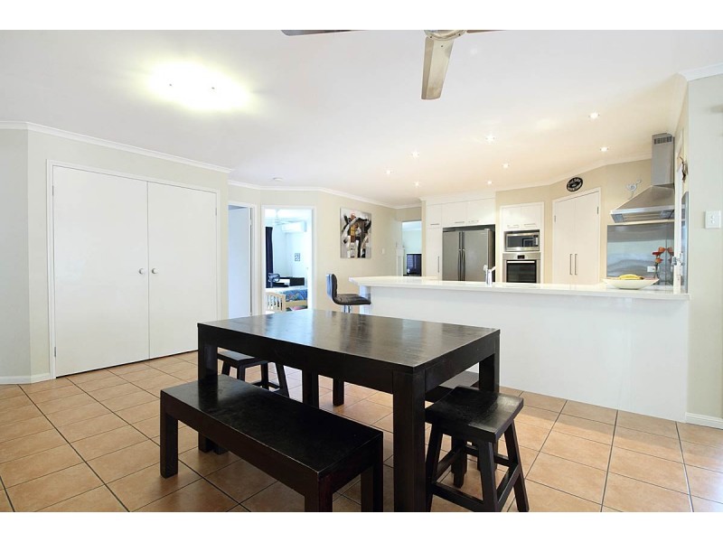 14 Bickle Place, Mount Gravatt East QLD 4122