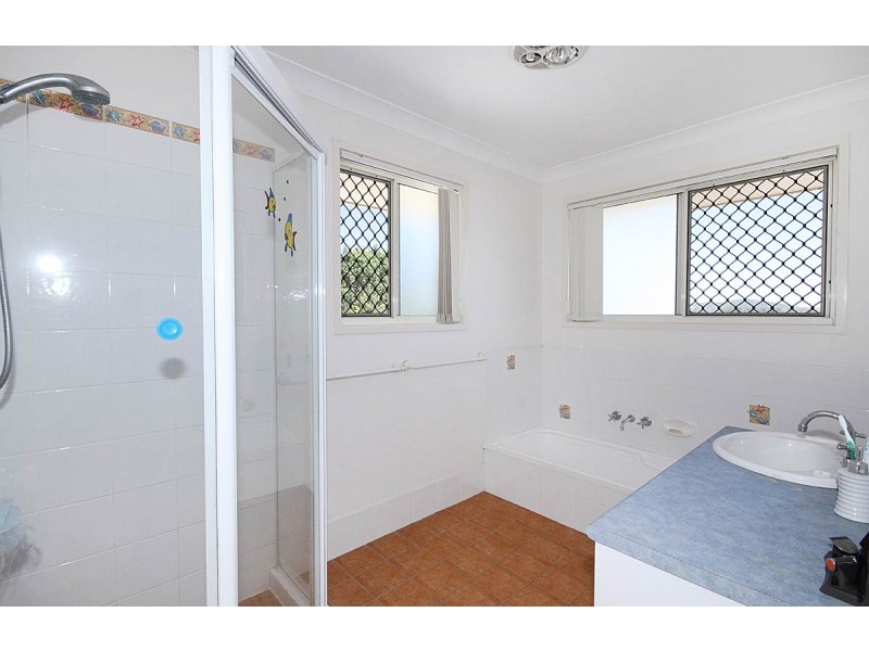 73 Gainsborough Ave, Mackenzie QLD 4156