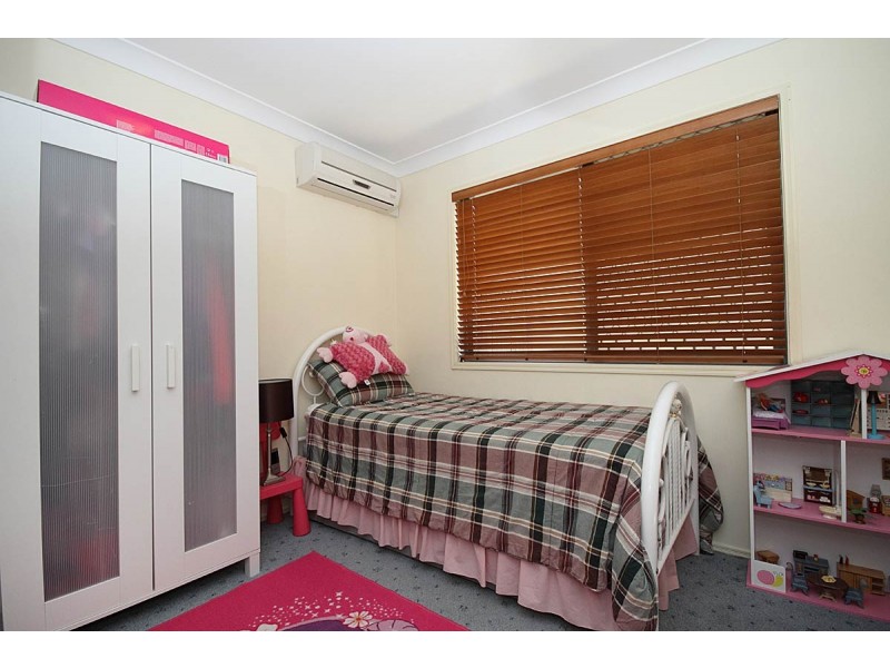 10 Hart Close, Mackenzie QLD 4156