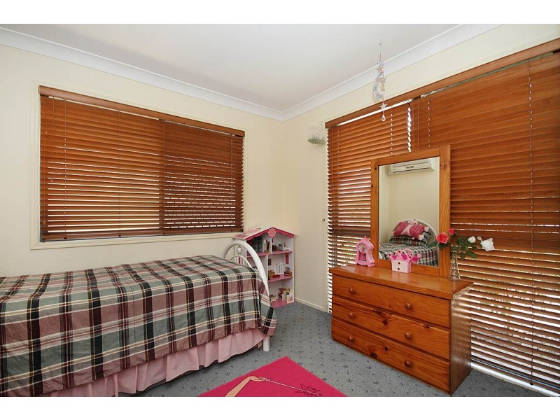 10 Hart Close, Mackenzie QLD 4156