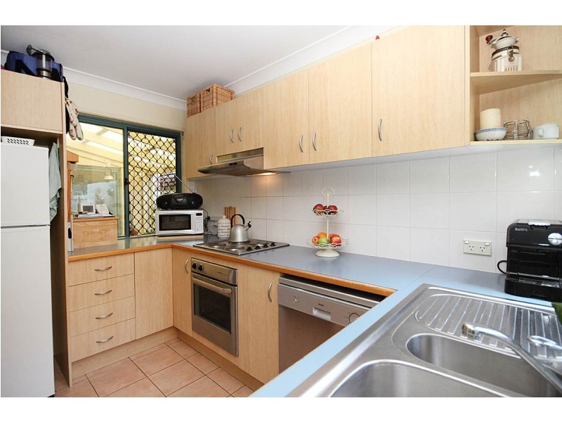 10 Hart Close, Mackenzie QLD 4156