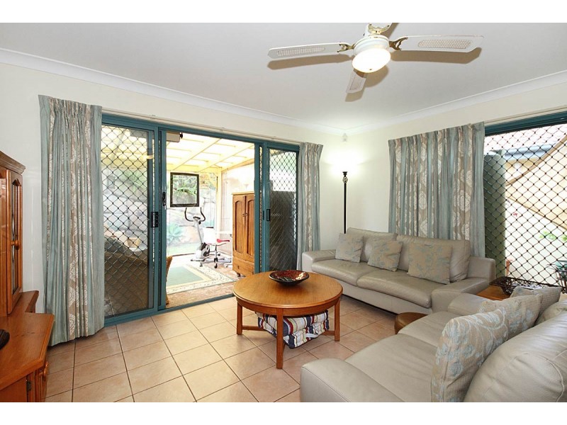 10 Hart Close, Mackenzie QLD 4156