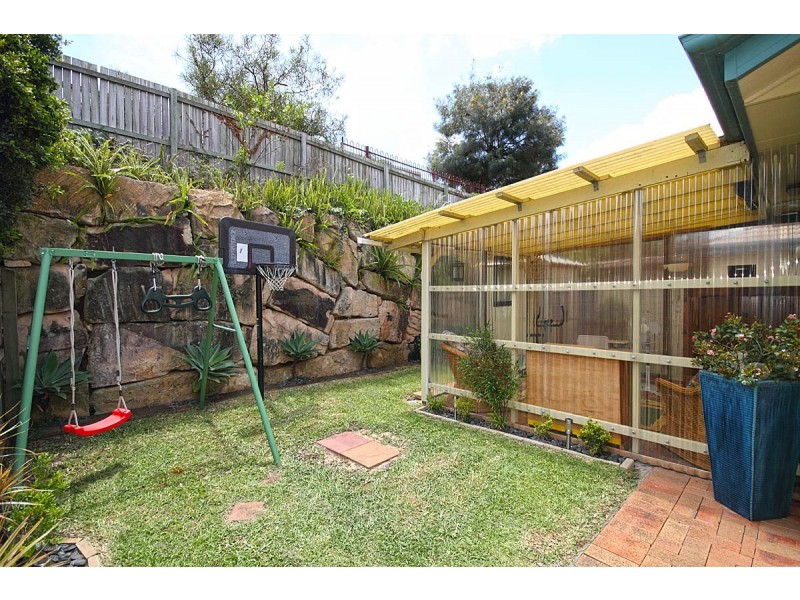 10 Hart Close, Mackenzie QLD 4156