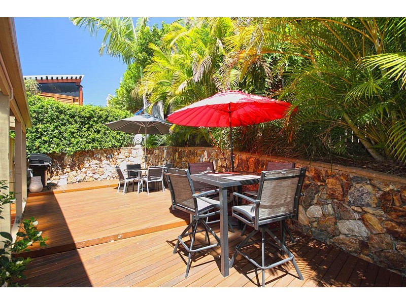 138 Kilmorey Street, Carindale QLD 4152