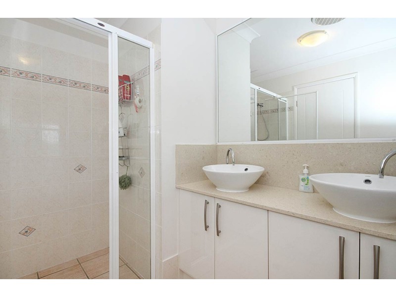 10 Willow Place, Carindale QLD 4152