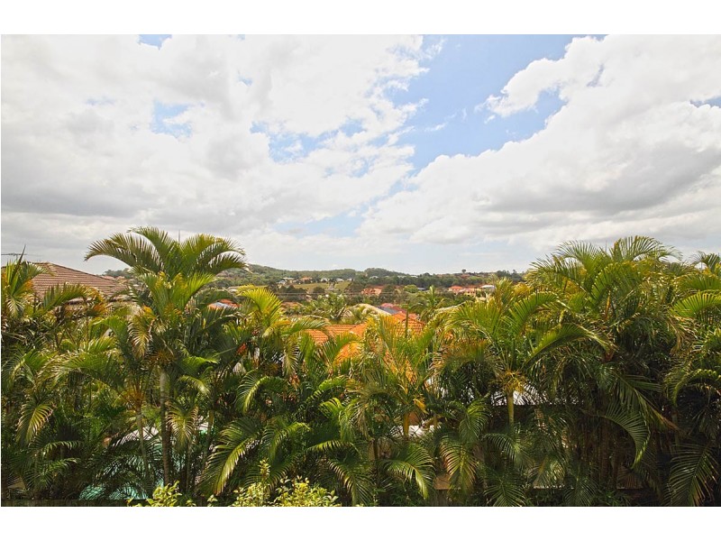 10 Willow Place, Carindale QLD 4152