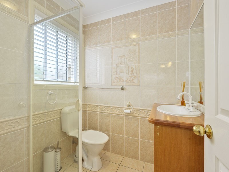 38 Woodland Street, Carindale QLD 4152