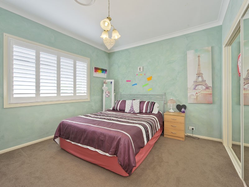 38 Woodland Street, Carindale QLD 4152