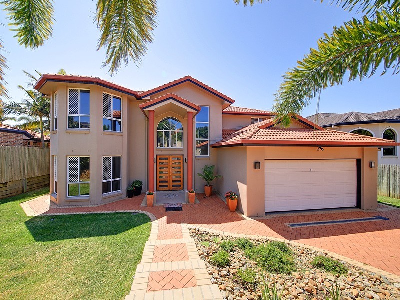 107 Cribb Road, Carindale QLD 4152