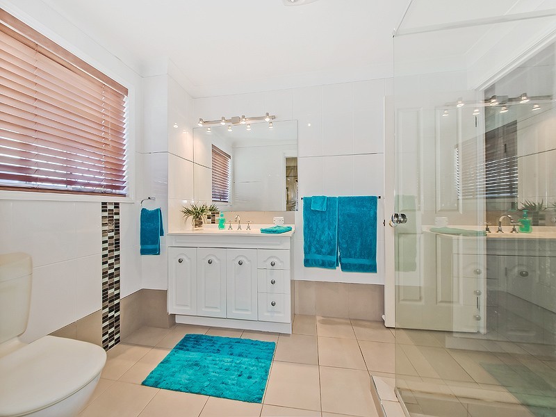 107 Cribb Road, Carindale QLD 4152