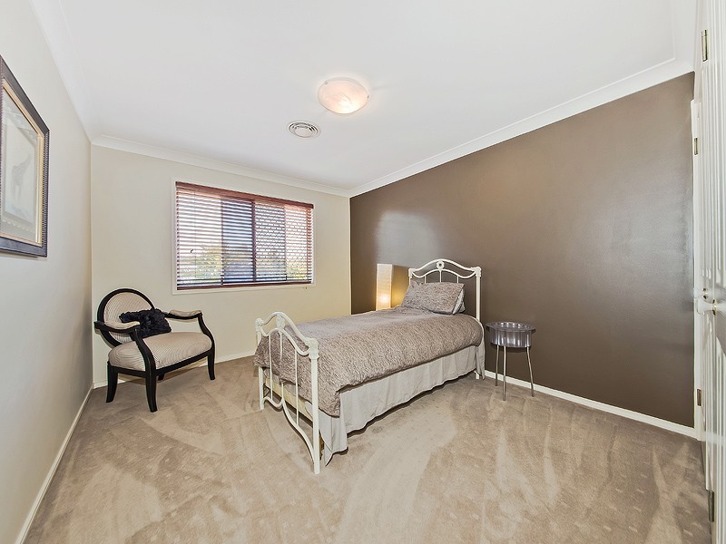 107 Cribb Road, Carindale QLD 4152