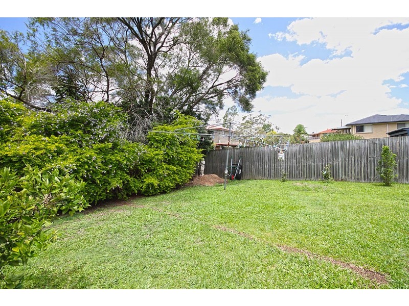 22 Tristan Street, Carindale QLD 4152
