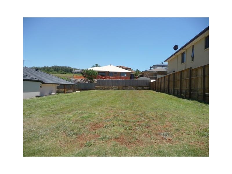 38 (Lot 83) Westbury Place, Carindale QLD 4152