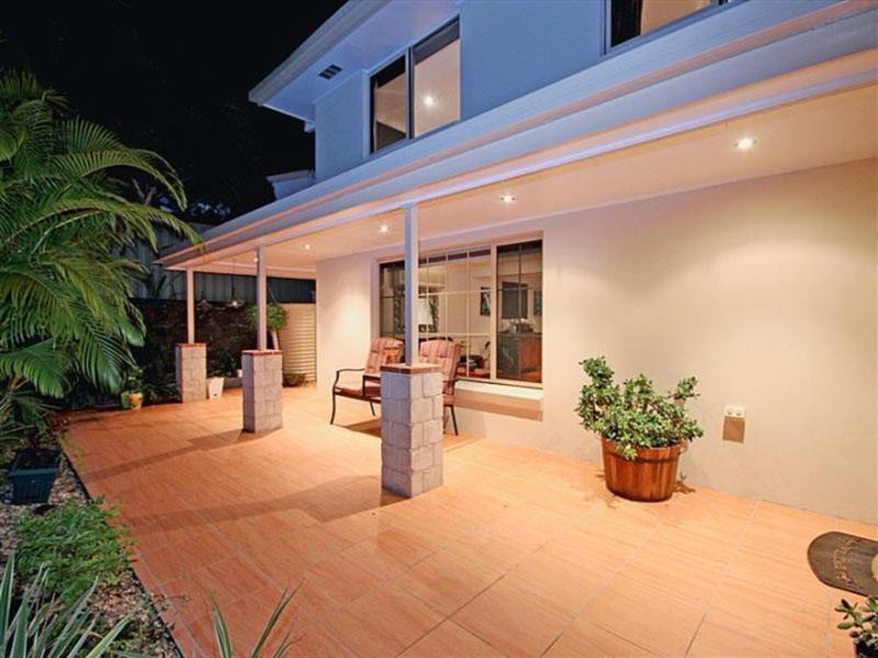 24 Avenell Street, Wishart QLD 4122