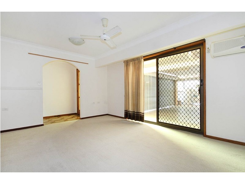 7 Lydford Ct, Carindale QLD 4152