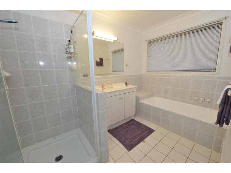 3 Dobell Court, Mackenzie QLD 4156