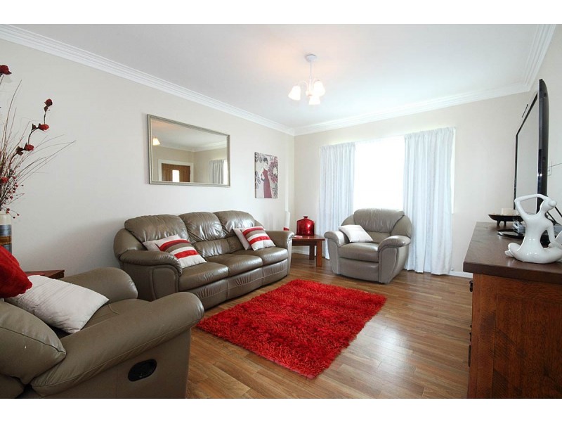 11 Chataway Street, Carina Heights QLD 4152