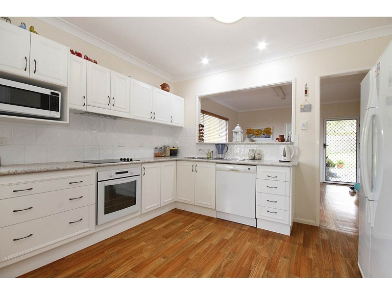 11 Chataway Street, Carina Heights QLD 4152