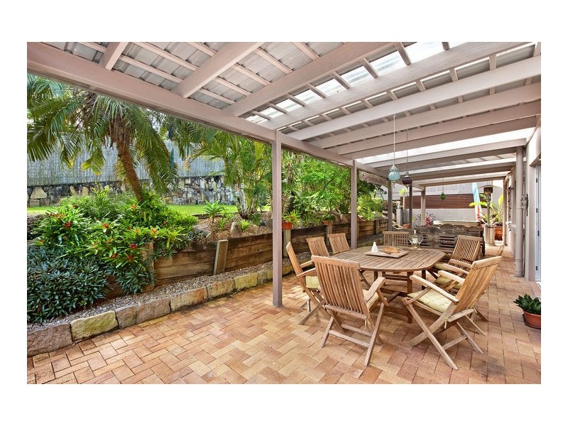 22 Eromanga Street, Carindale QLD 4152