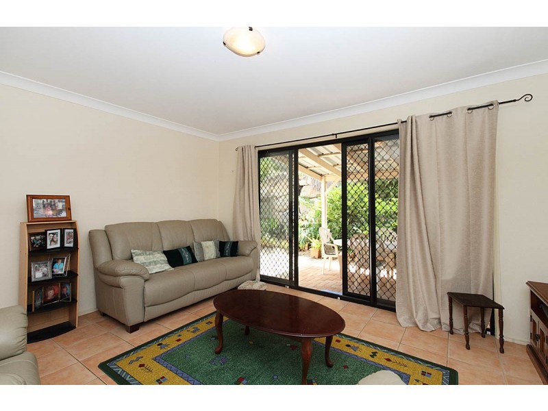 16 Hart Close, Mackenzie QLD 4156