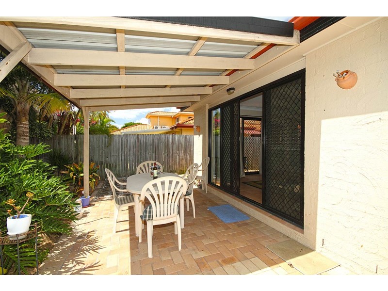 16 Hart Close, Mackenzie QLD 4156