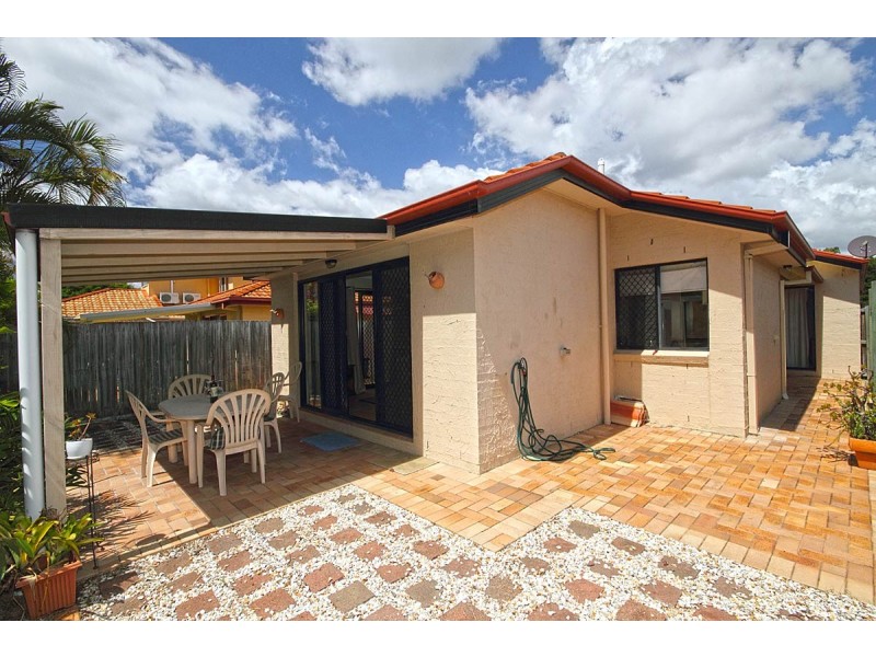 16 Hart Close, Mackenzie QLD 4156