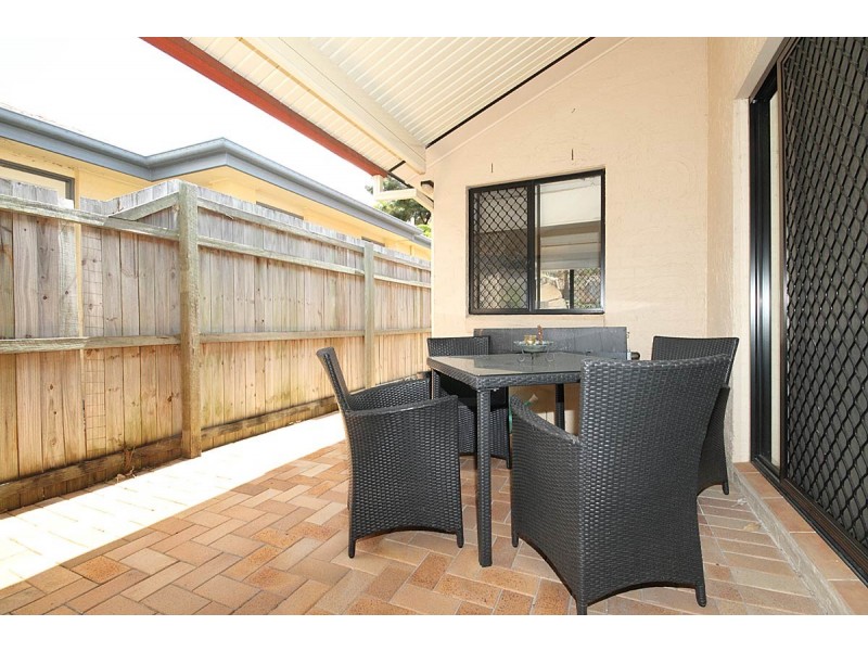 16 Hart Close, Mackenzie QLD 4156