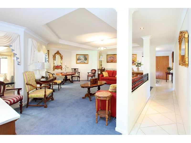 48 Kenilworth Place, Carindale QLD 4152