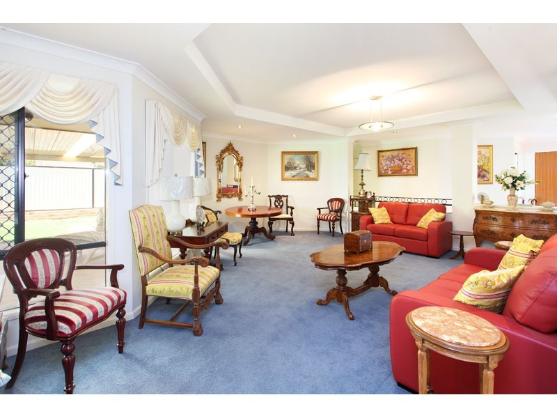 48 Kenilworth Place, Carindale QLD 4152