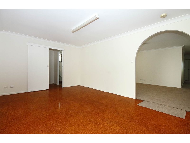 405 Winstanley Street, Carindale QLD 4152