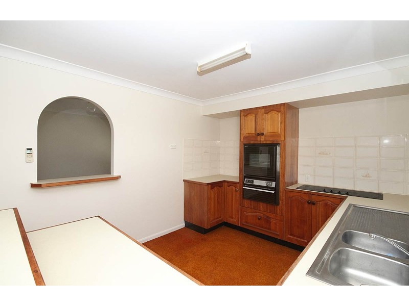 405 Winstanley Street, Carindale QLD 4152