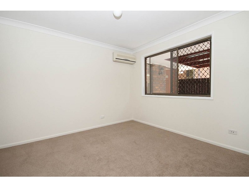 405 Winstanley Street, Carindale QLD 4152