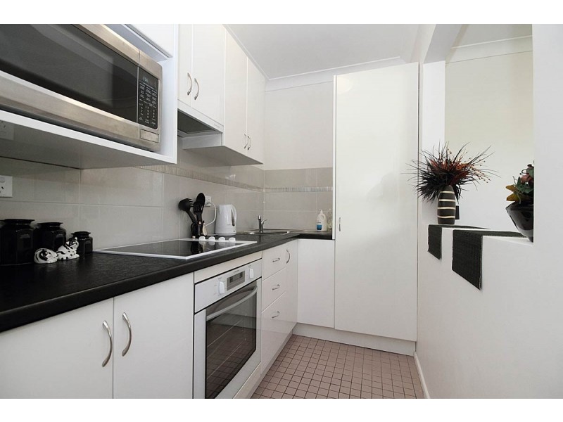 24 Cadogan Street, Carindale QLD 4152