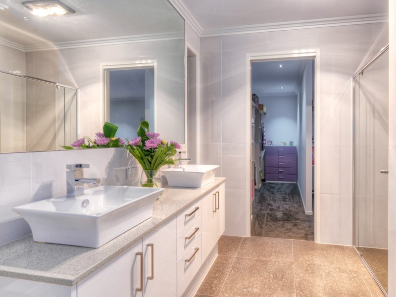 3 Birkenhead Place, Carindale QLD 4152