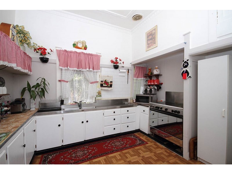 517 Old Cleveland Road, Camp Hill QLD 4152