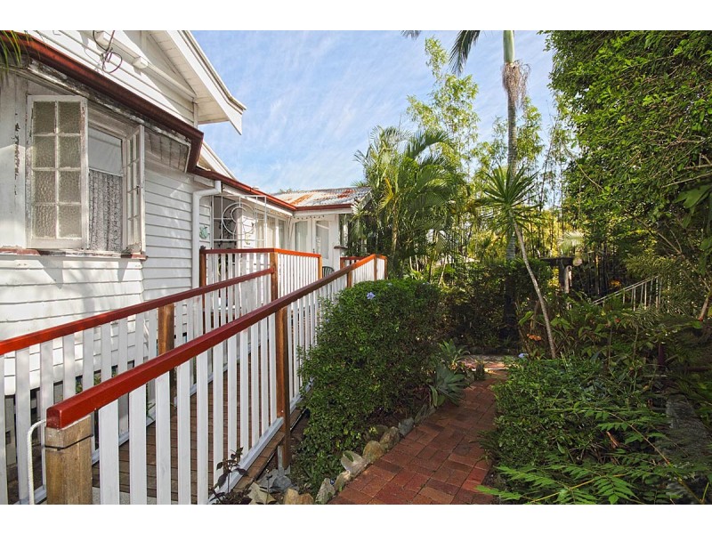 517 Old Cleveland Road, Camp Hill QLD 4152