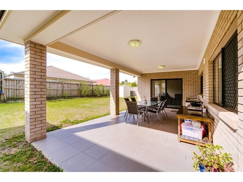 7 Alexander Close, Mackenzie QLD 4156