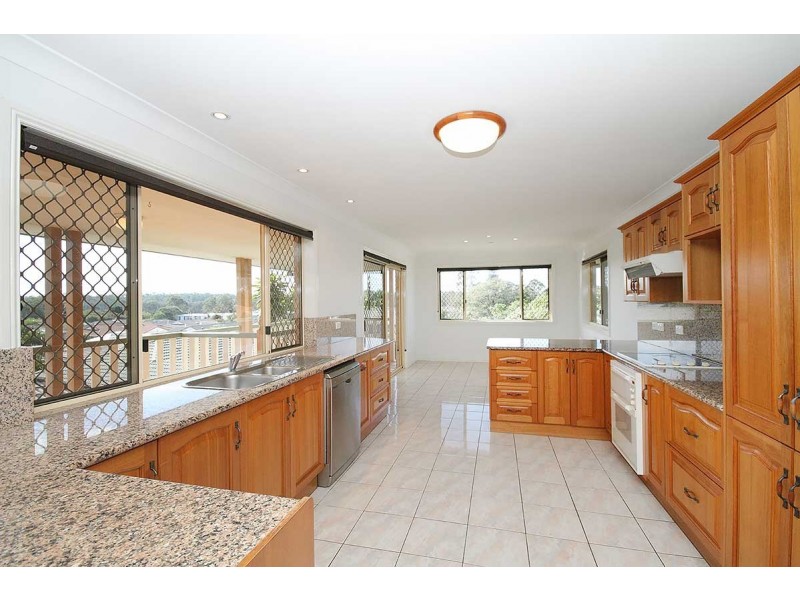 9 Epala Street, Carina QLD 4152