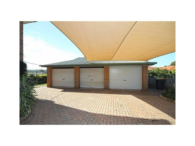 9 Epala Street, Carina QLD 4152