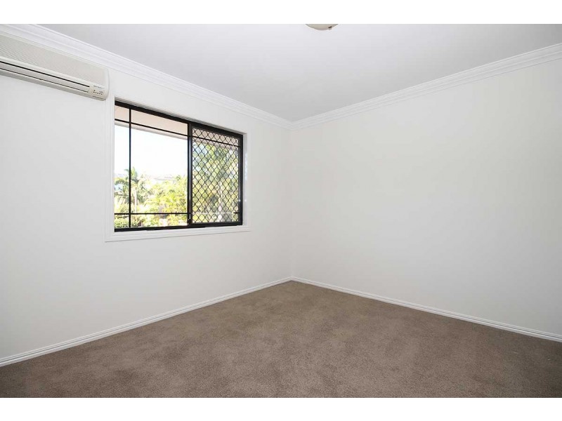 9 Engelmann Close, Carindale QLD 4152