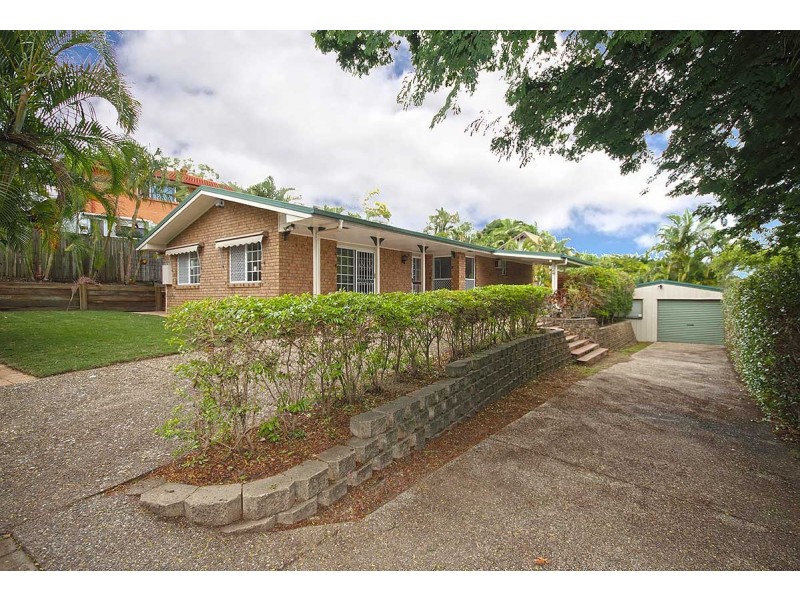 8 Strahan Street, Belmont QLD 4153